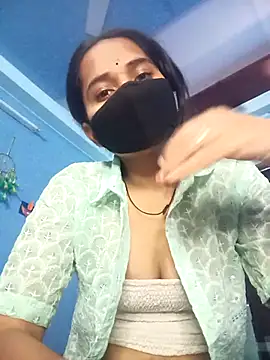 Snapshot of cutebeby75 chatting on 12, 1, 2026 cutebeby75 online show from 12, 1, 2026