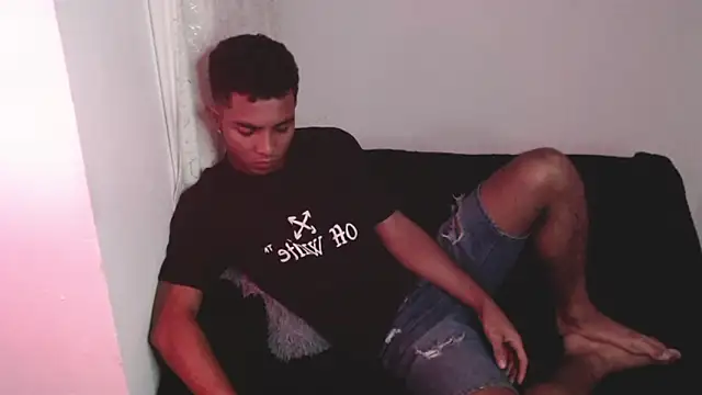 Enzo fox77 online show from 11, 1, 2026