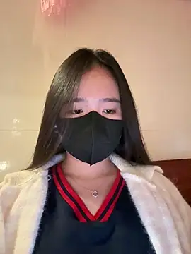 Gwen879 online show from 12, 3, 2026