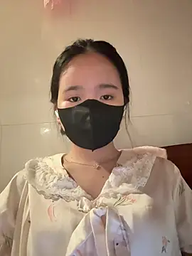 Gwen879 online show from 15, 4, 2026