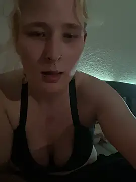 Snapshot of PurpleHazexx chatting on 24, 2, 2026 PurpleHazexx online show from 24, 2, 2026