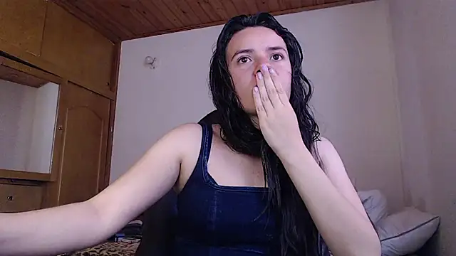 Snapshot of Shanel_Lozano chatting on 23, 3, 2026 Shanel Lozano online show from 23, 3, 2026
