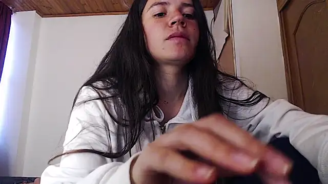 Snapshot of Shanel_Lozano chatting on 22, 4, 2026 Shanel Lozano online show from 22, 4, 2026