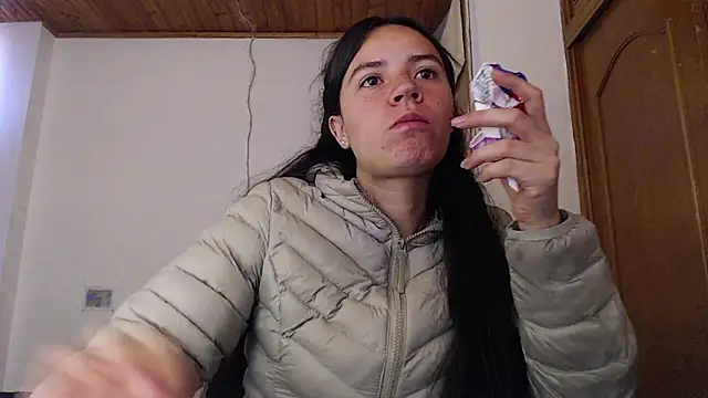 Snapshot of Shanel_Lozano chatting on 30, 4, 2026 Shanel Lozano online show from 30, 4, 2026