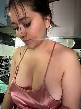 Veronica Wins  online show from 16, 4, 2026