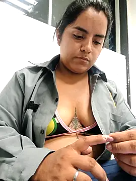 Isabel 3 online show from 14, 4, 2026