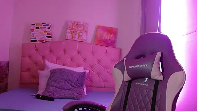 Snapshot of London_Rivers19 chatting on 20, 2, 2026 London Rivers19 online show from 20, 2, 2026