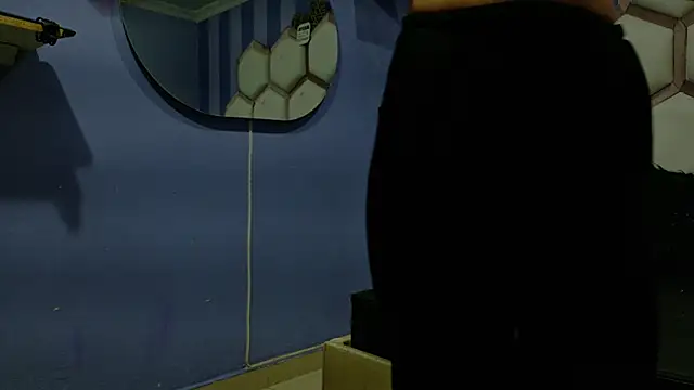 yvi taylor online show from 15, 4, 2026