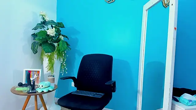 ViictoriiaSaenz online show from 3, 3, 2026