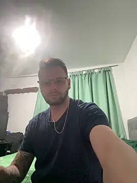 Baphomet212341 online show from 5, 2, 2026