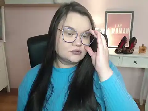 HollyDanceSoul online show from 16, 2, 2026