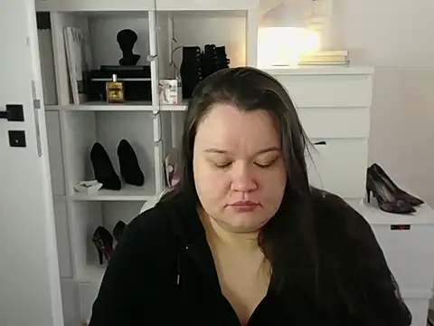 HollyDanceSoul online show from 25, 3, 2026