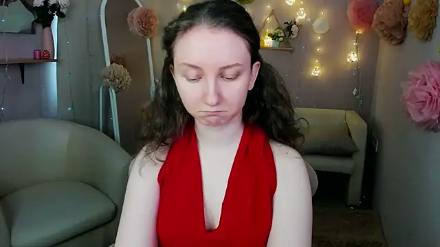 Snapshot of SunshineBlaze chatting on 4, 5, 2026 SunshineBlaze online show from 4, 5, 2026
