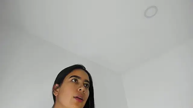 paulina lux online show from 10, 2, 2026