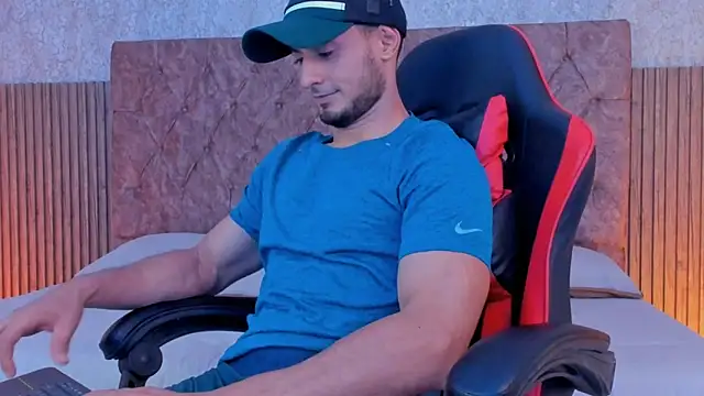 Snapshot of Adonys_Lewis_ chatting on 15, 1, 2026 Adonys Lewis online show from 15, 1, 2026