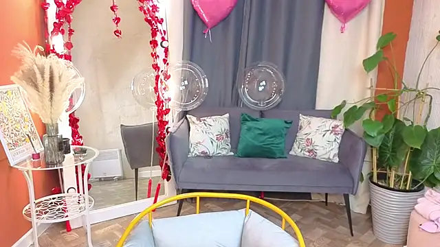 Snapshot of KitKatie chatting on 13, 2, 2026 KitKatie online show from 13, 2, 2026