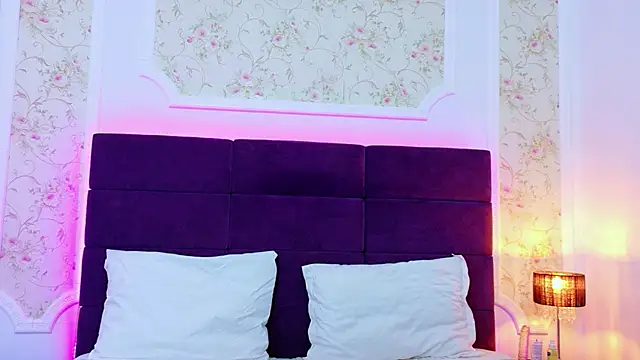 EvelinHill online show from 10, 2, 2026