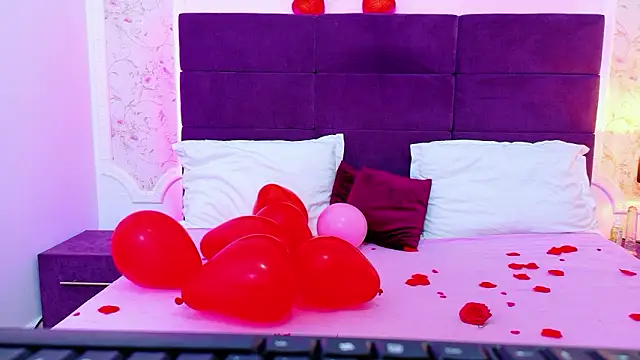 EvelinHill online show from 16, 2, 2026