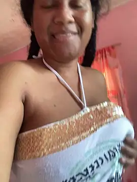 Snapshot of Eirondra_valeen chatting on 4, 7, 2026 Eirondra valeen online show from 4, 7, 2026