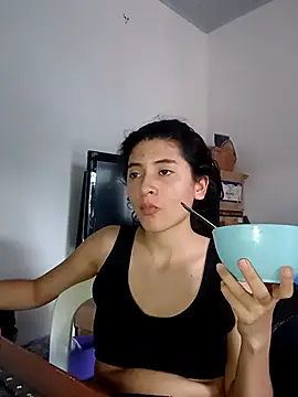 honeyhotgirl19 online show from 4, 3, 2026