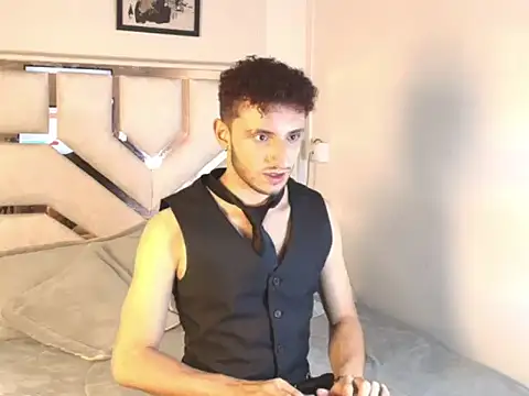 Curlystartt online show from 12, 1, 2026