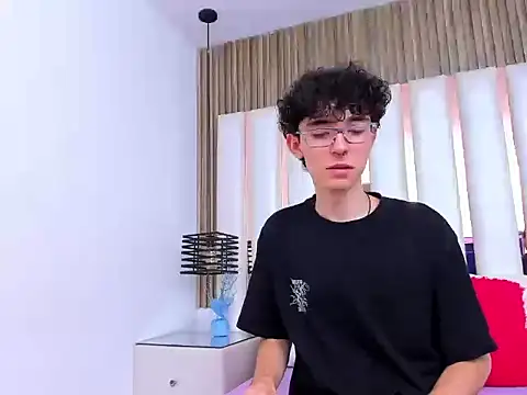 Snapshot of Syriussz chatting on 10, 1, 2026 Syriussz online show from 10, 1, 2026