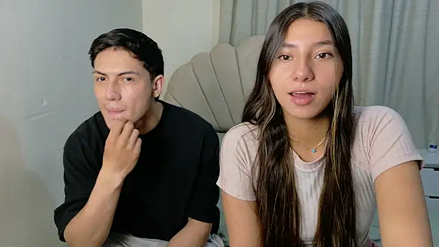 ScarlettAndLucas online show from 25, 5, 2026