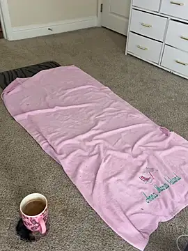 blondebunny999 999 online show from 18, 4, 2026