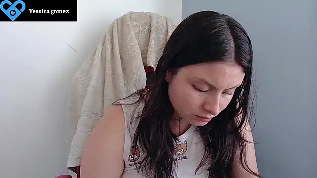 Snapshot of yessica_gomez01 chatting on 23, 6, 2026 yessica gomez01 online show from 23, 6, 2026