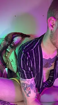 LiamGrayson Mrifyourenast online show from 10, 1, 2026