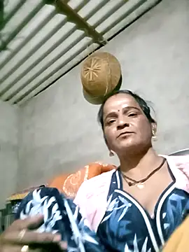 kiiuu sexe online show from 4, 2, 2026