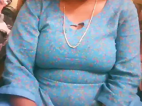 Snapshot of mohini_bhabhi chatting on 17, 2, 2026 mohini bhabhi online show from 17, 2, 2026