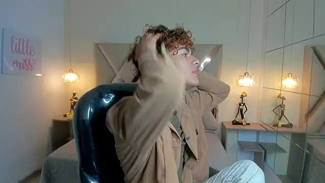 Anyelo Twink online show from 16, 3, 2026