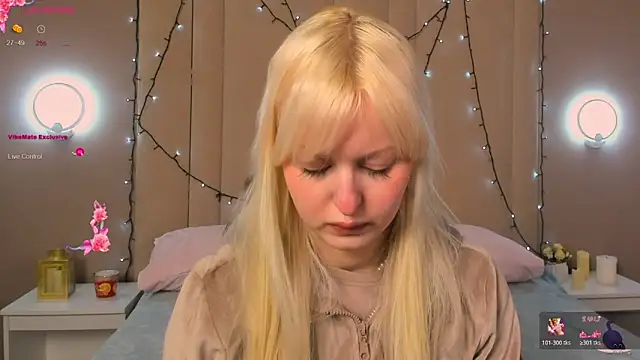 AdeleSilvy online show from 16, 4, 2026