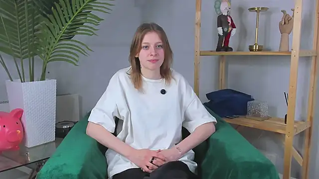 Snapshot of ChereeMoreles chatting on 11, 1, 2026 ChereeMoreles online show from 11, 1, 2026