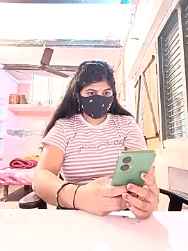 Snapshot of Soni_299 chatting on 2, 2, 2026 Soni 299 online show from 2, 2, 2026