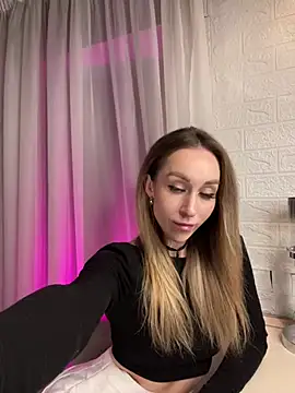 Snapshot of AnesaKis chatting on 4, 2, 2026 AnesaKis online show from 4, 2, 2026