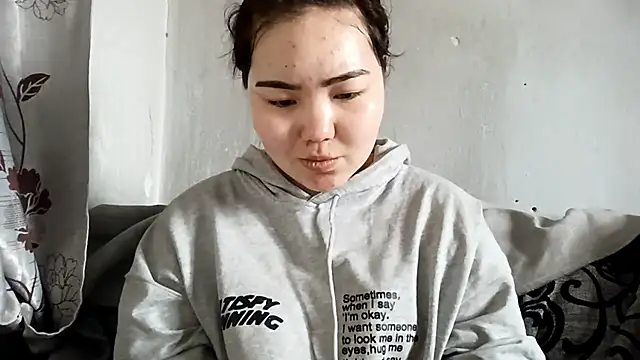 Snapshot of MollyAsian chatting on 4, 2, 2026 MollyAsian online show from 4, 2, 2026