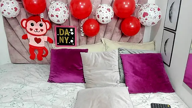 Snapshot of danibellucii_ chatting on 14, 2, 2026 danibellucii online show from 14, 2, 2026