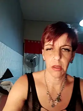 Juguetonafogosa5 online show from 5, 4, 2026