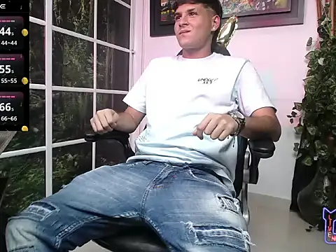 Snapshot of zayn886110 chatting on 16, 1, 2026 zayn886110 online show from 16, 1, 2026