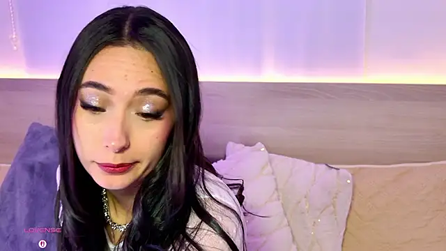 AliceeBloom online show from 6, 2, 2026