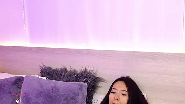 AliceeBloom online show from 30, 4, 2026