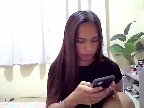 Snapshot of LOVELYMAYUMIE chatting on 4, 5, 2026 LOVELYMAYUMIE online show from 4, 5, 2026