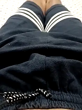 Uzieham22 online show from 8, 4, 2026