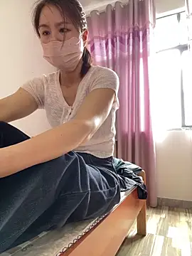 Snapshot of Sini-ii chatting on 17, 5, 2026 Sini-ii online show from 17, 5, 2026