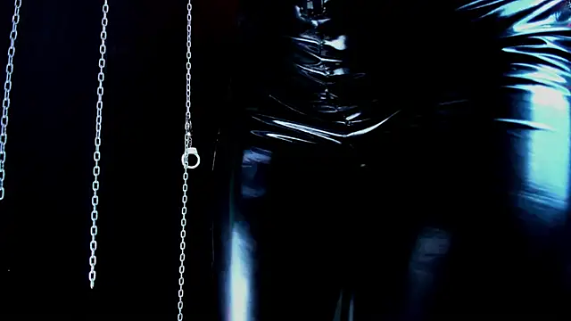 LucyStonne online show from 14, 4, 2026