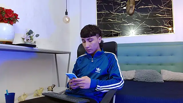 XanderGrey8 online show from 17, 1, 2026