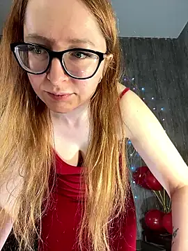 coy girl  online show from 14, 2, 2026