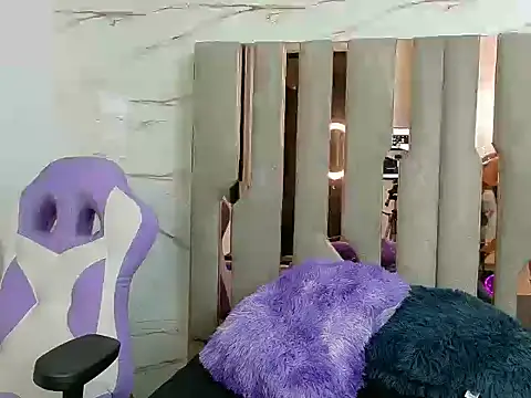 Snapshot of KarinaRows chatting on 12, 1, 2026 KarinaRows online show from 12, 1, 2026